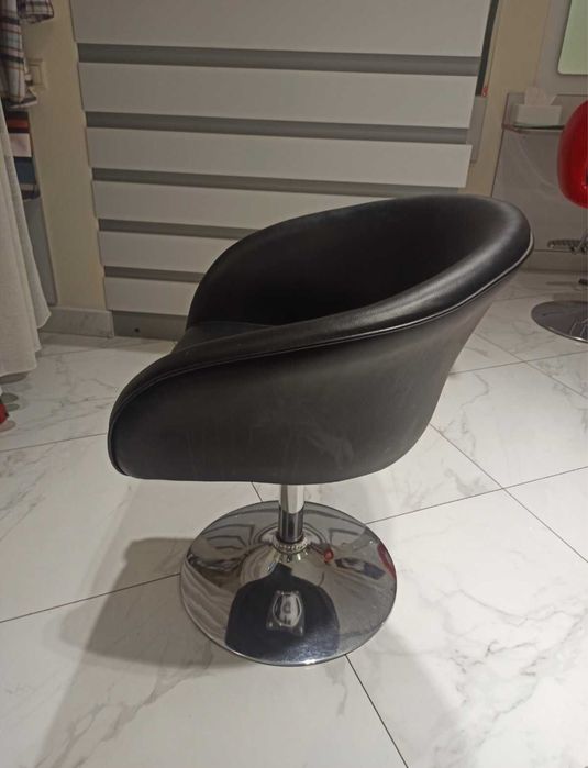 Кресло для перукаря