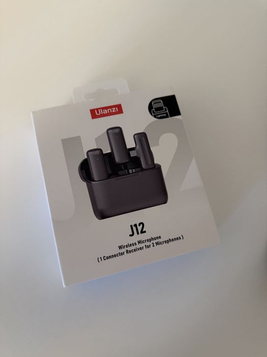 Wireless Microphone 2 microphones