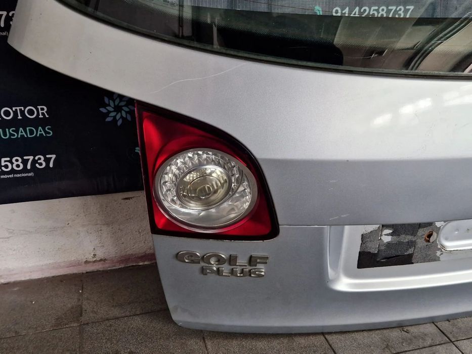 Tampa da mala usada VW GOLF V 5 PLUS  ENVIO GRATUITO