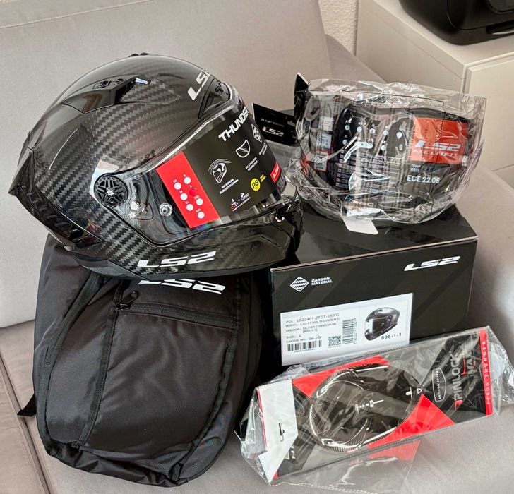 Capacete Carbono Total NOVO LS2 Thunder Plus (30% Desconto) Tam M-LXL