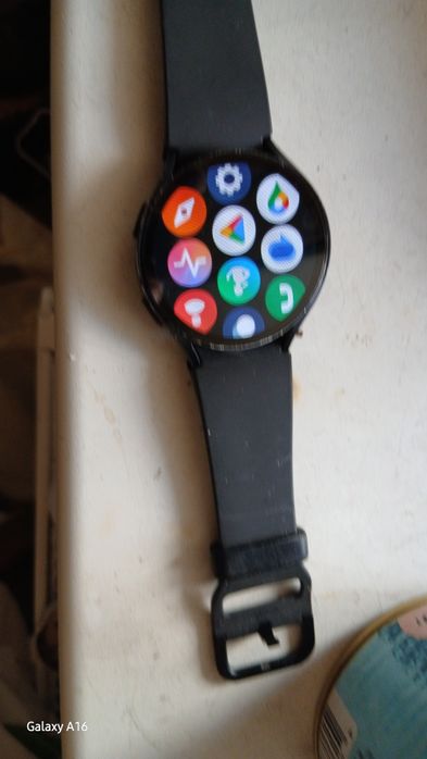 Смарт-часы samsung watch 6 NFC всё работает кошелёк тоже