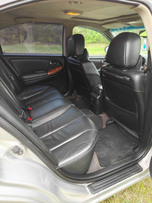 Nissan Maxima QX A33 3.0 V6