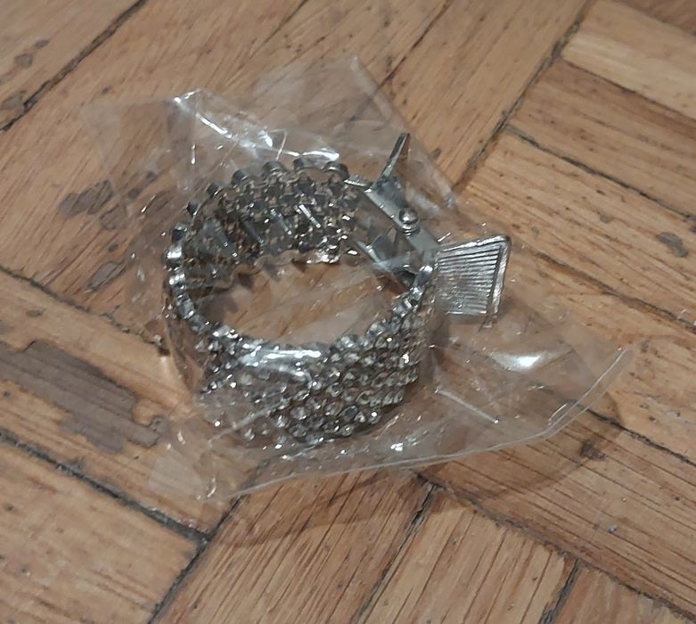 Srebrna spinka do kucyka