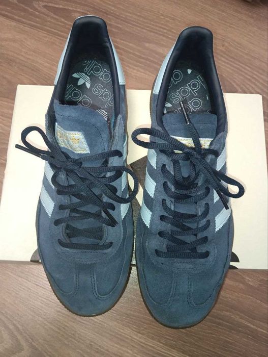 Кросівки adidas замшеві. Нові