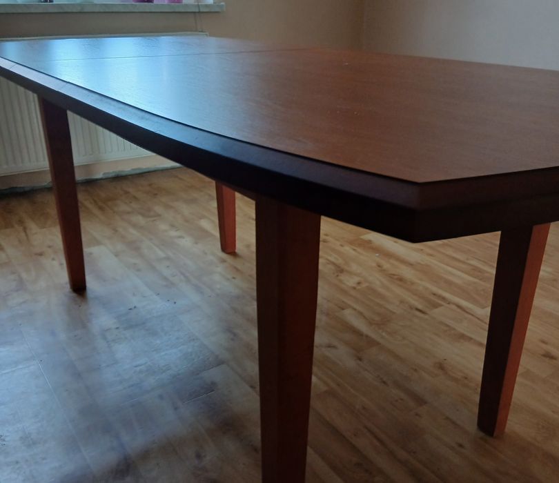Stół rozkładany 160 po rozłożeniu 200 cm