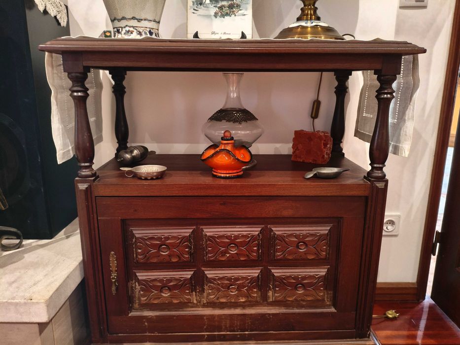 Mesa para Televisão