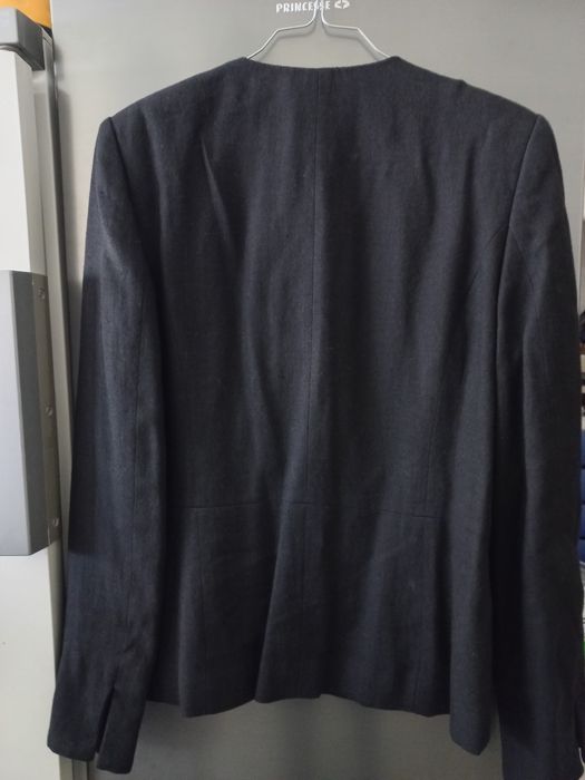 Casaco preto em linho marca Charles