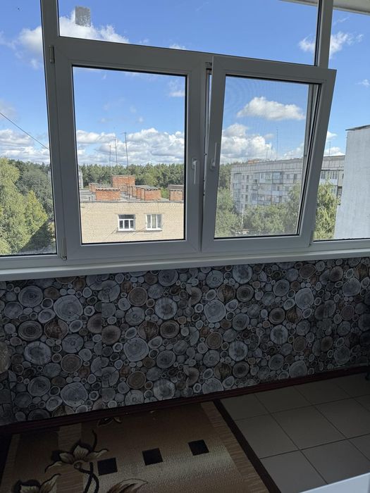 Продаж 4-х кімнатна по вул. Прилуцькій