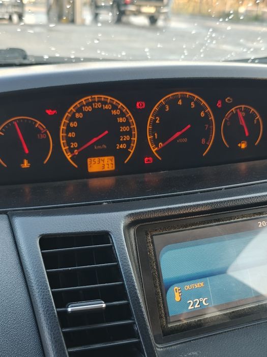 Nissan Primera p12