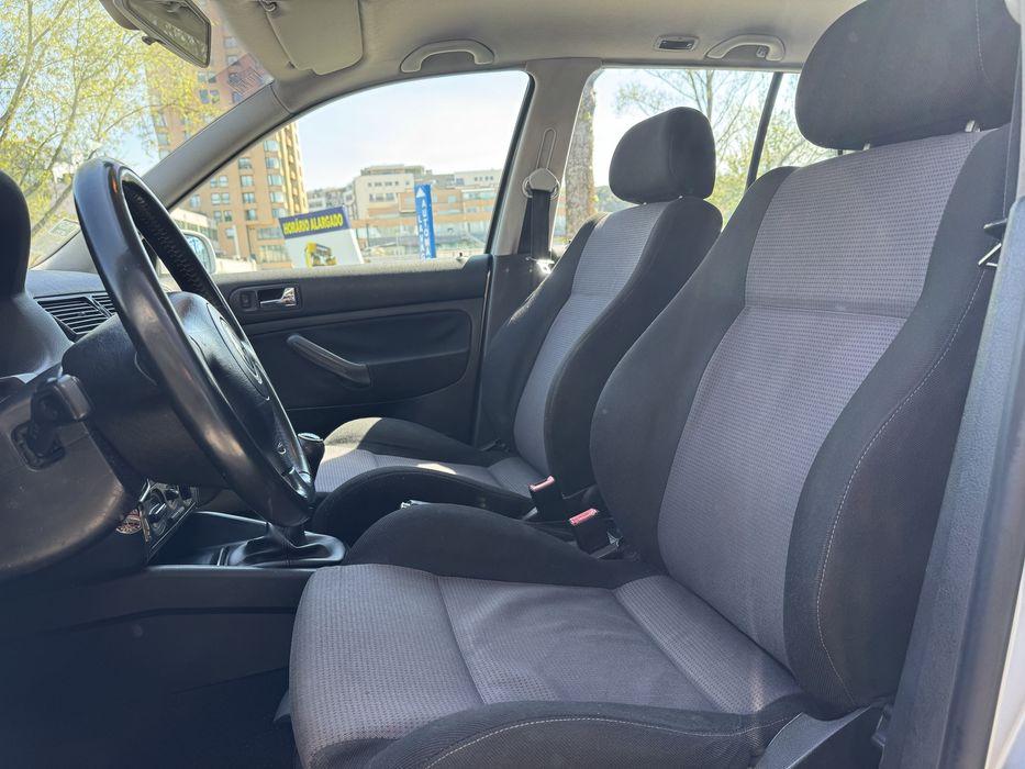 VOLKSWAGEN GOLF 4 1.4 16v 2001 Manual