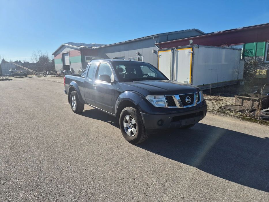 Nissan Navara Nissan Navara D40 2.5 dCi KING CAB XE 4x4
