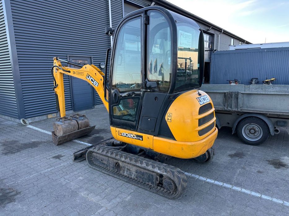 Minikoparka JCB 8020 CTS