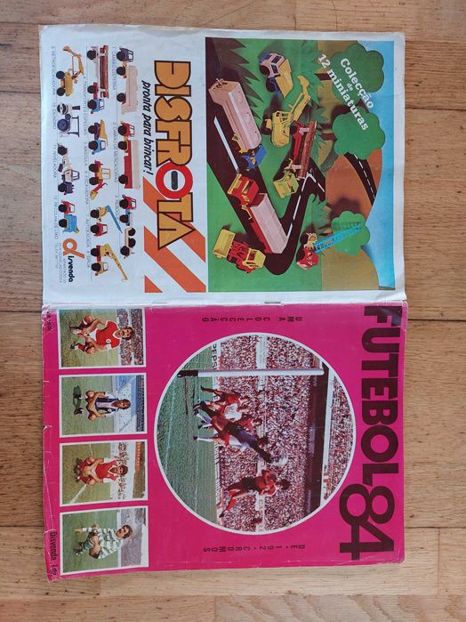 Caderneta de cromos "Futebol 84" - Completa