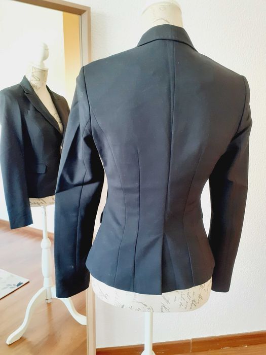 Blazer preto cintado Kocca