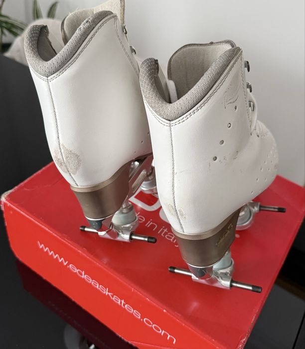 Edea Ritmo 235 chassis mistral