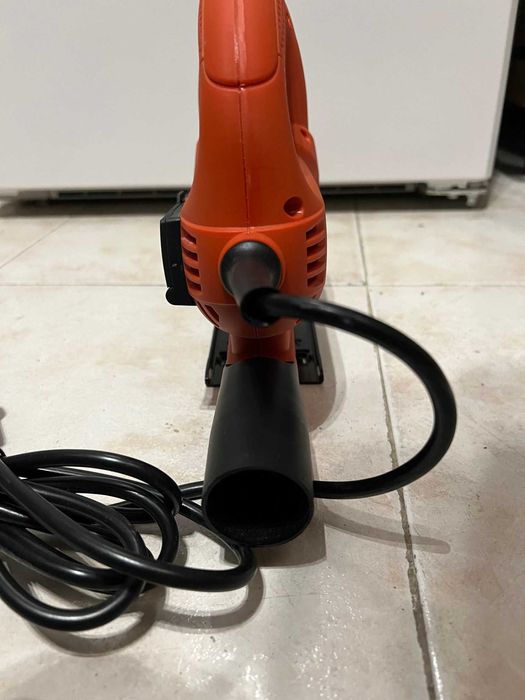 Serra vertical (Tico tico) Black & Decker