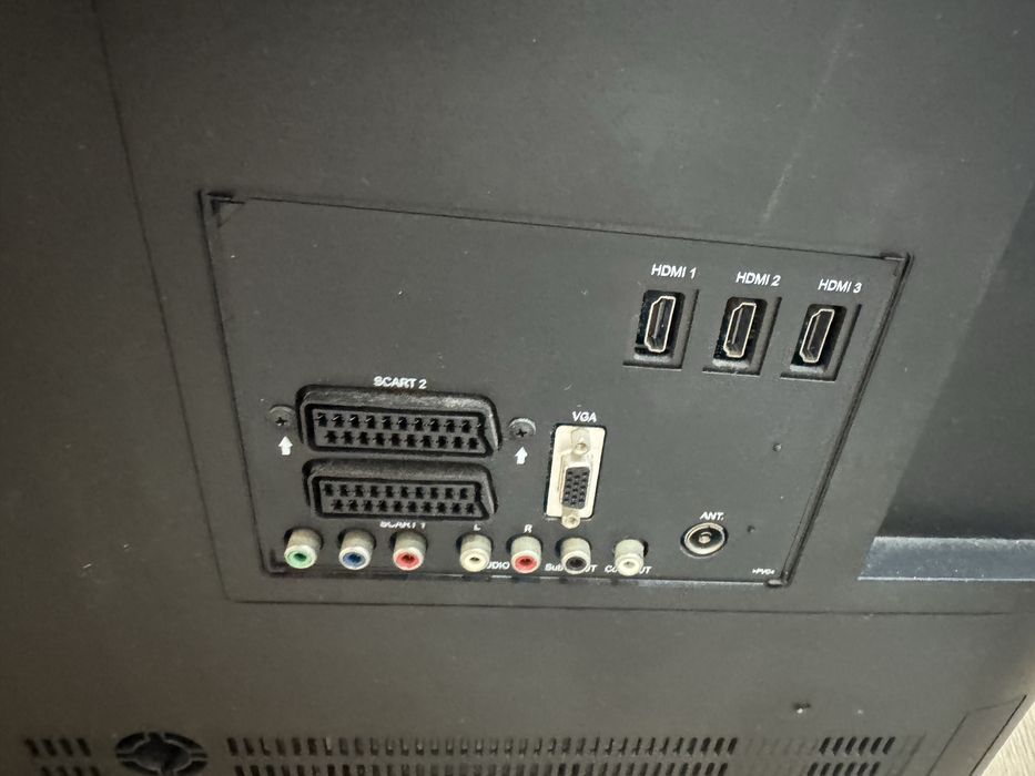 Tv Toshiba 43” impecavel