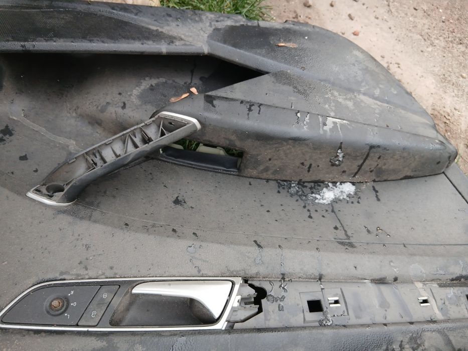 Обшивка арки правая VW Passat b7 12-15 USA