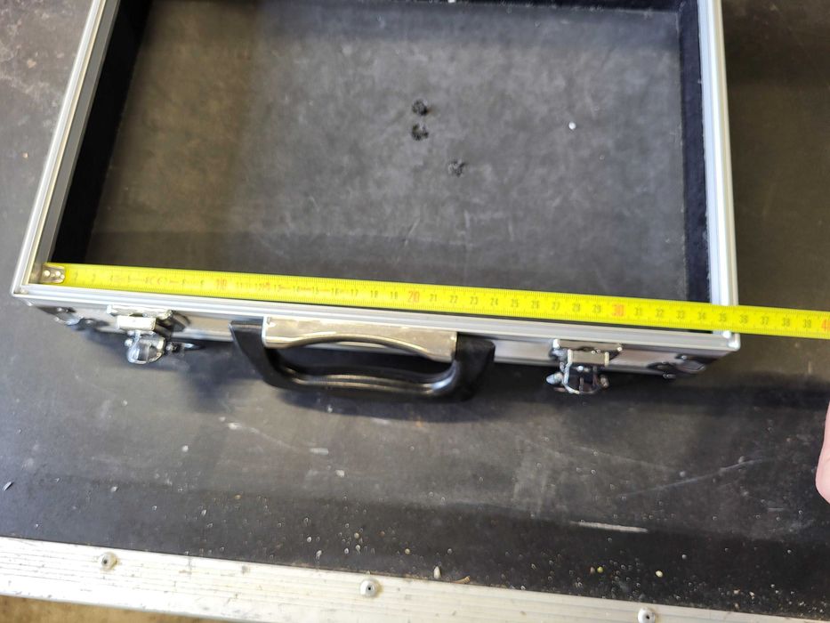 34x23x4,5 Walizka case flightcase FAKTURA