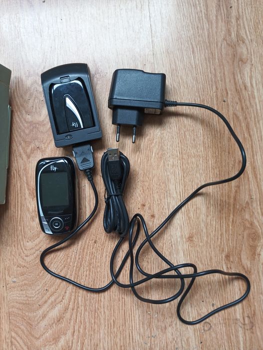 Mini telefon komórkowy z klawiaturą