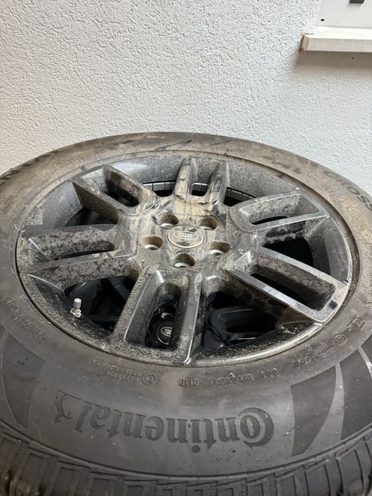 Jantes e pneus 19” Land Rover Defender L663