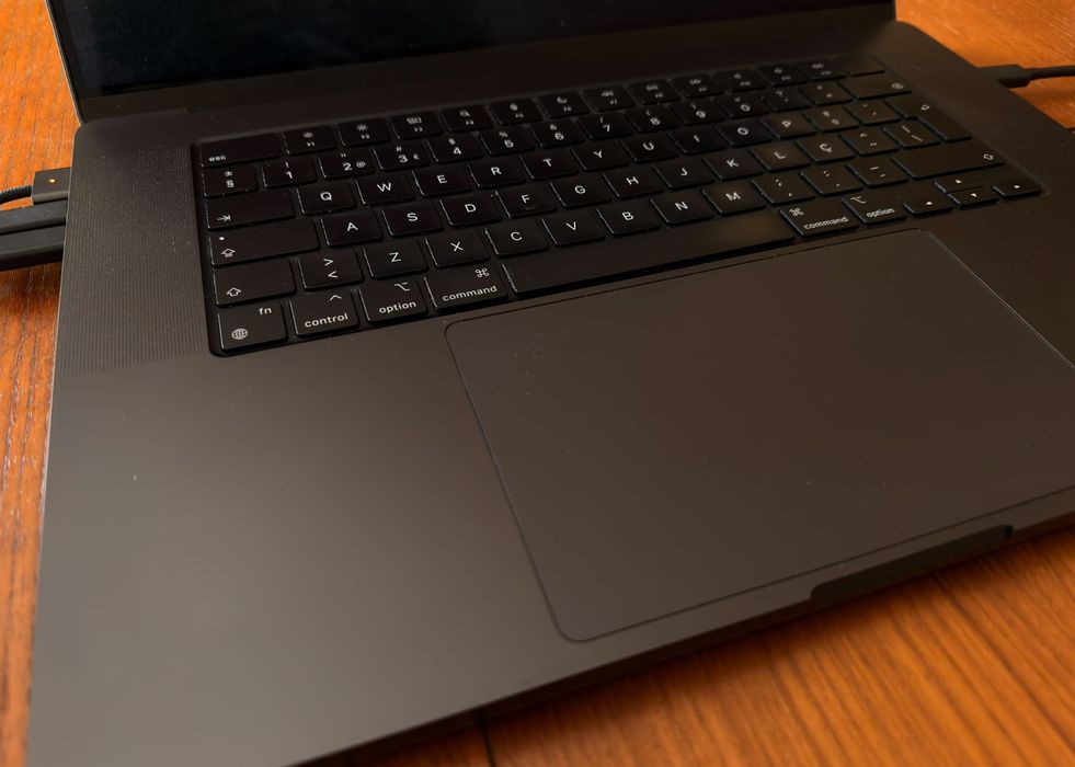 Macbook pro 16 - M3 Pro - 1tb 36Gb ram - OTIMO ESTADO