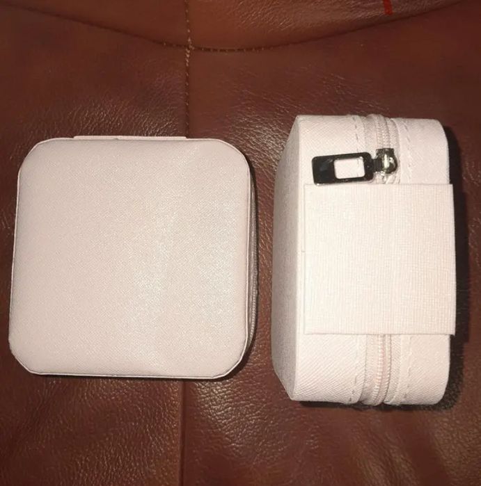 Шкатулка для украшений