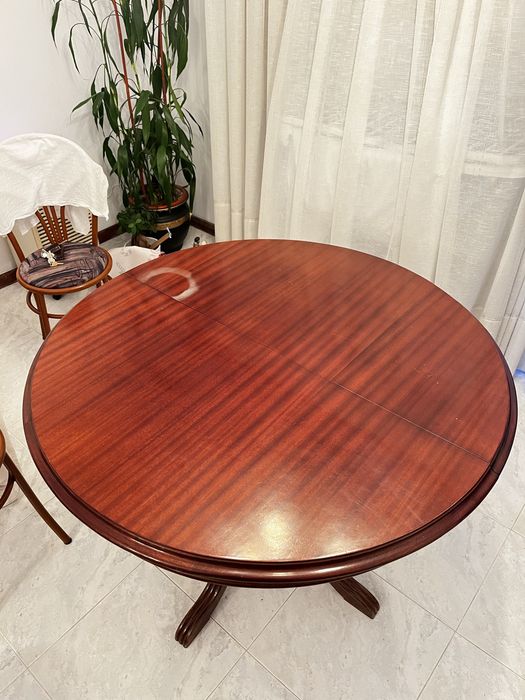 Mesa de Sala em Madeira