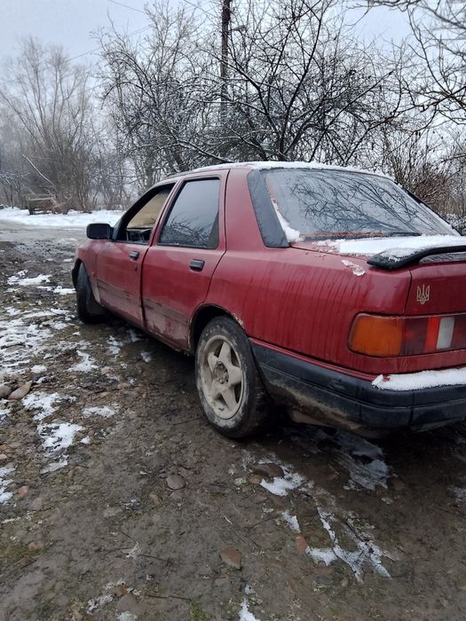 Форд сіеру на ходу