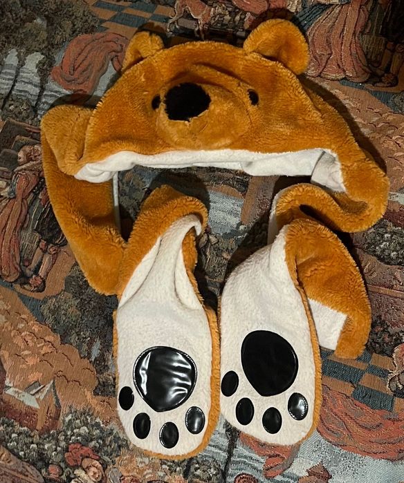 Шапка з ведмедиком