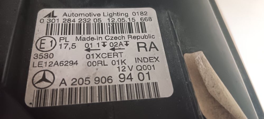 Farol Mercedes-Benz Classe C Full LED ILS direito