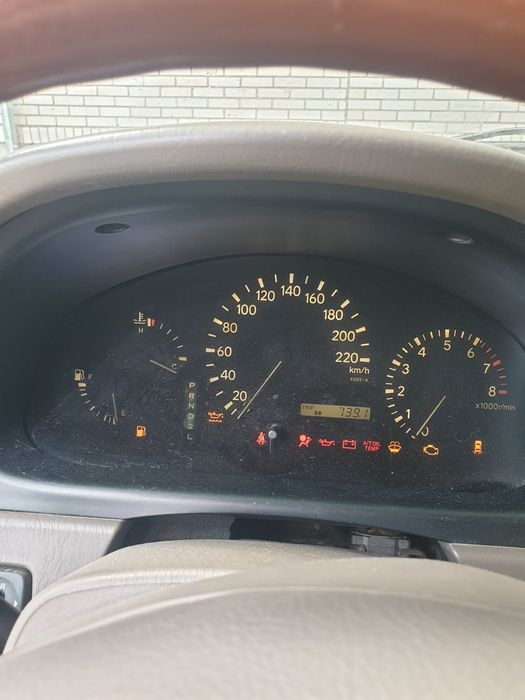 продам лексус RX300