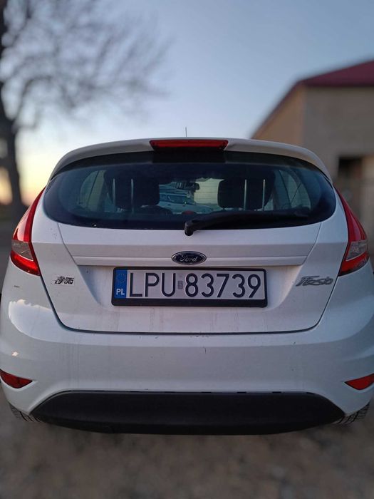 Samochód Ford Fiesta MK7