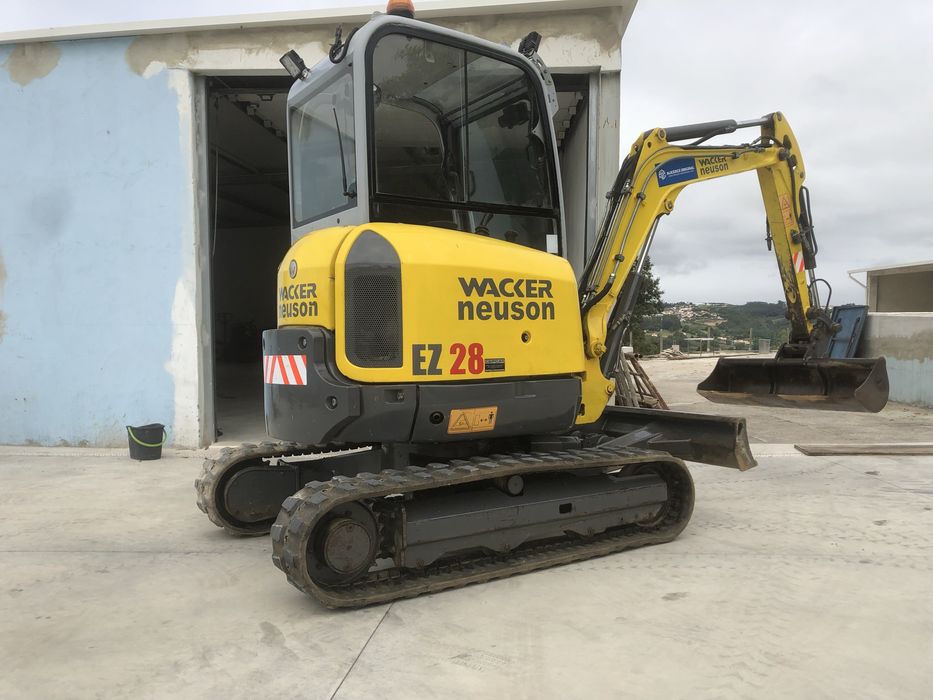Giratoria Wacker  Neuson 28