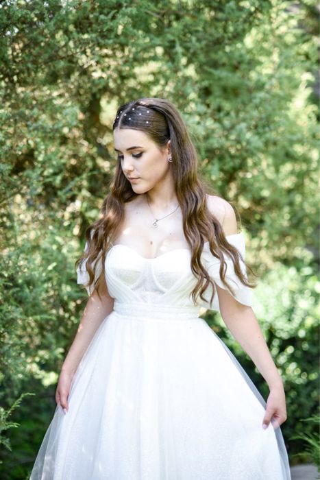 Сукня випуск чи свято