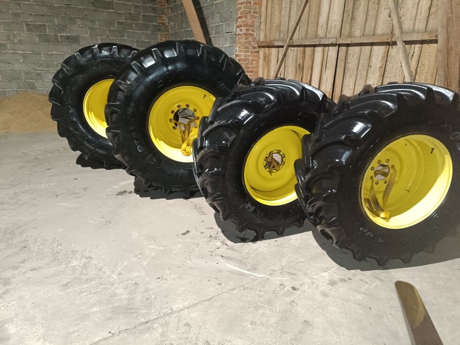 koła Goodyear od kombajnu John Deere ,600/65/28