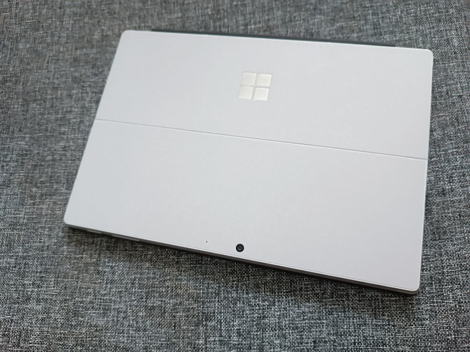 Microsoft surface pro 7