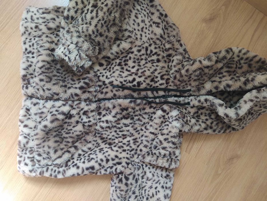 Casaco pêlo leopardo Pull&Bear XS