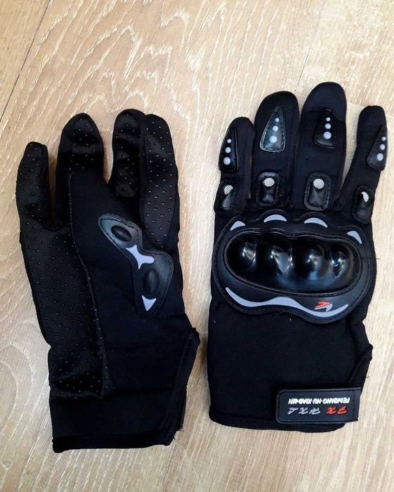 Перчатки мото с защитой размер M/L