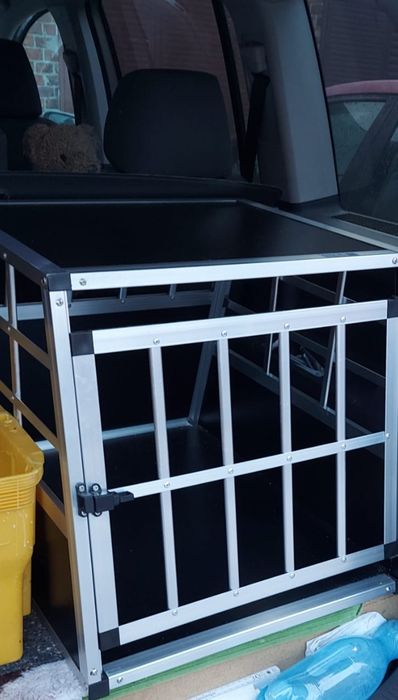 Aluminiowa klatka transportowa dla psa