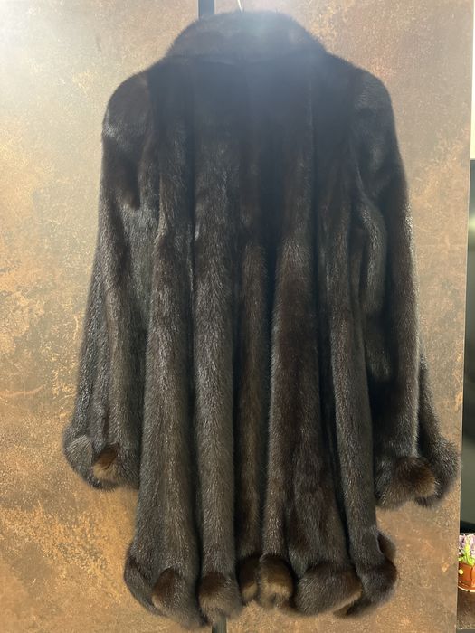 Продам норковую шубку