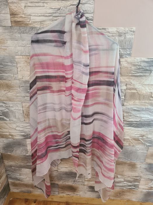 Chusta w mazy z brokatem