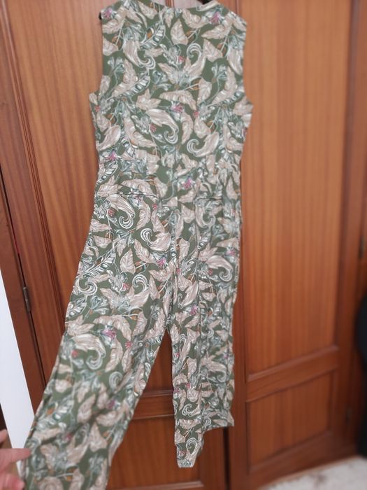 Vestido creme Cortefiel