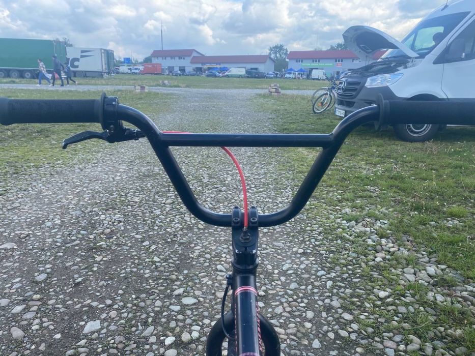 Велосипед BMX трюковий в ідеалі