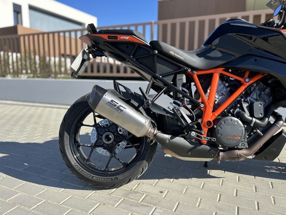 KTM 1290 Super Duke GT