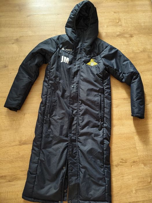 Długa parka do piłki nożnej