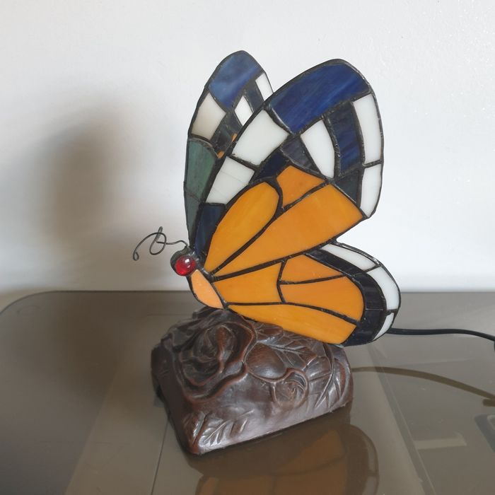Lampa stołowa witrażowa brązowa styl Tiffany Quoizel
