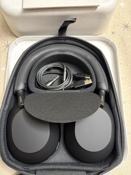 Headphones Sony WH-1000XM5 Noise Cancelling