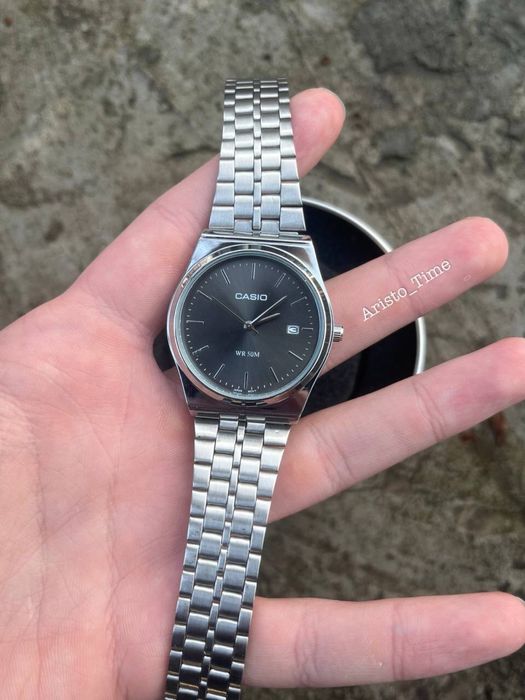 Годинник casio