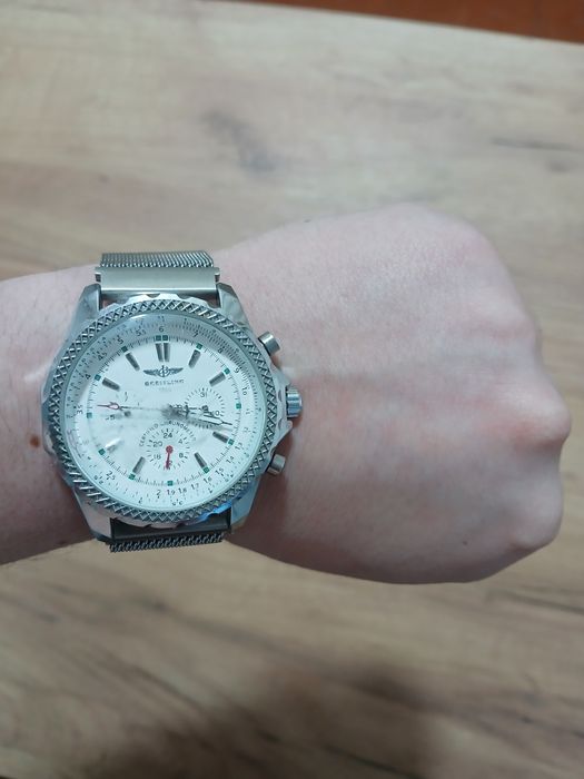 Часы Breitling, механические с автозаводом, на ходу.